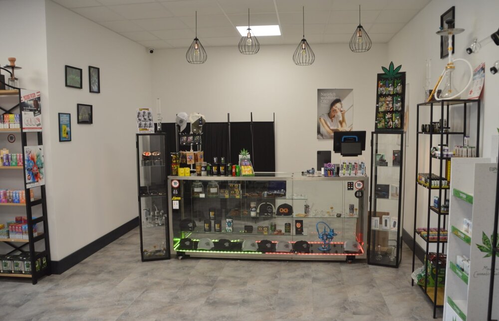  Mellow Peaks CBD Smartshop im Q24 Business Park in Imst, Tirol
